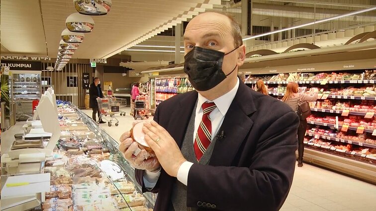 Vartotojų kontrolė. Kultine tapusios virtos dešros sudėtis ir kaip pasigaminti tokį kibiną, kaip Trakuose