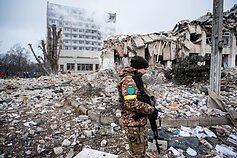 Karas Ukrainoje. Suniokota mokykla Žytomyre