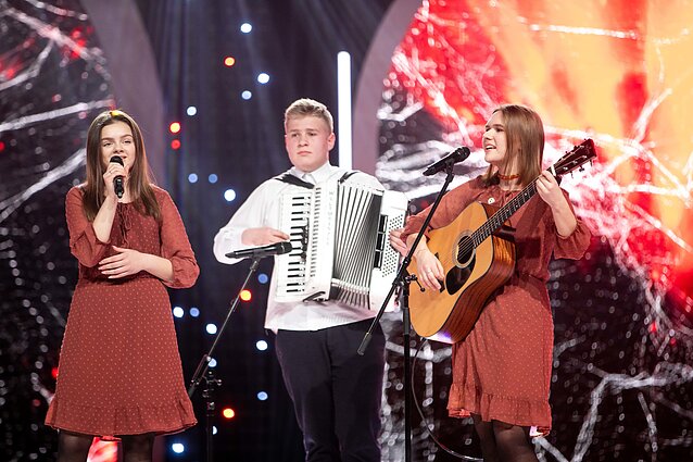 Dainų dainelė 2022. Marta Judickaitė, Evelina Gecevičiūtė, Austėja Vaikšnoraitė, Inga Bartulevičiūtė – „Palik tik dainą man“