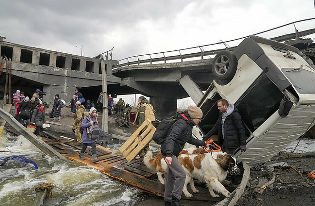 Žinios. Ukraina atmeta Rusijos skelbiamų humanitarinių koridorių planus