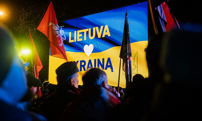 „Blue/Yellow“ organizuoja jau trečią paramos reisą Ukrainos kariams: techniką ir įrangą siųs tiesiai į frontą