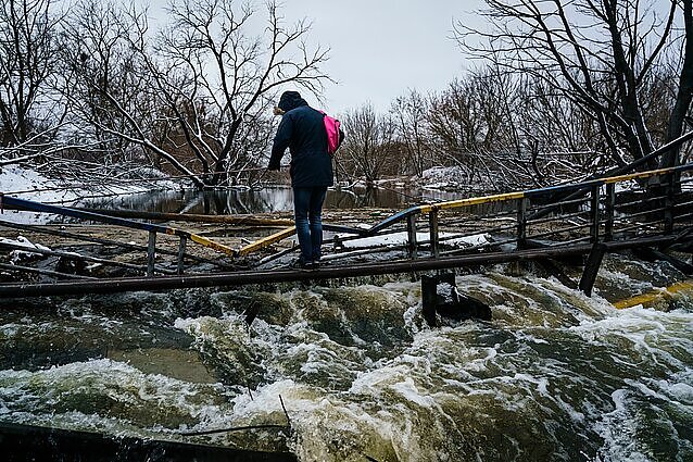 Žinios. Vyriausybė svarstys siūlymą daugiau nei mėnesiui šalyje pratęsti nepaprastąją padėtį