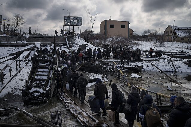 Ukrainoje vykstanti civilių evakuacija
