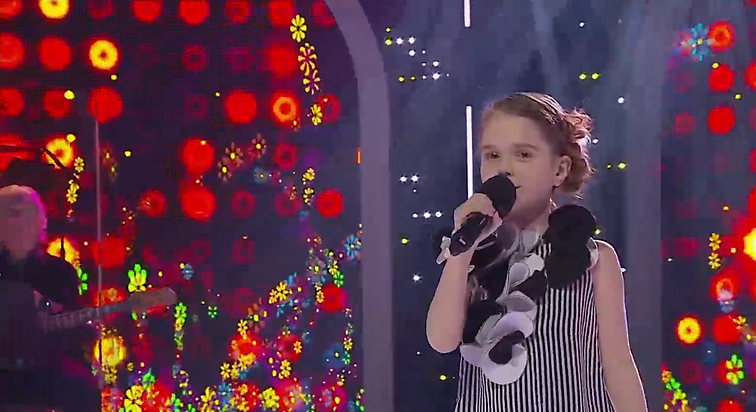 Dainų dainelė 2022. Jonė Petrikaitė – „Mama zuikienė“