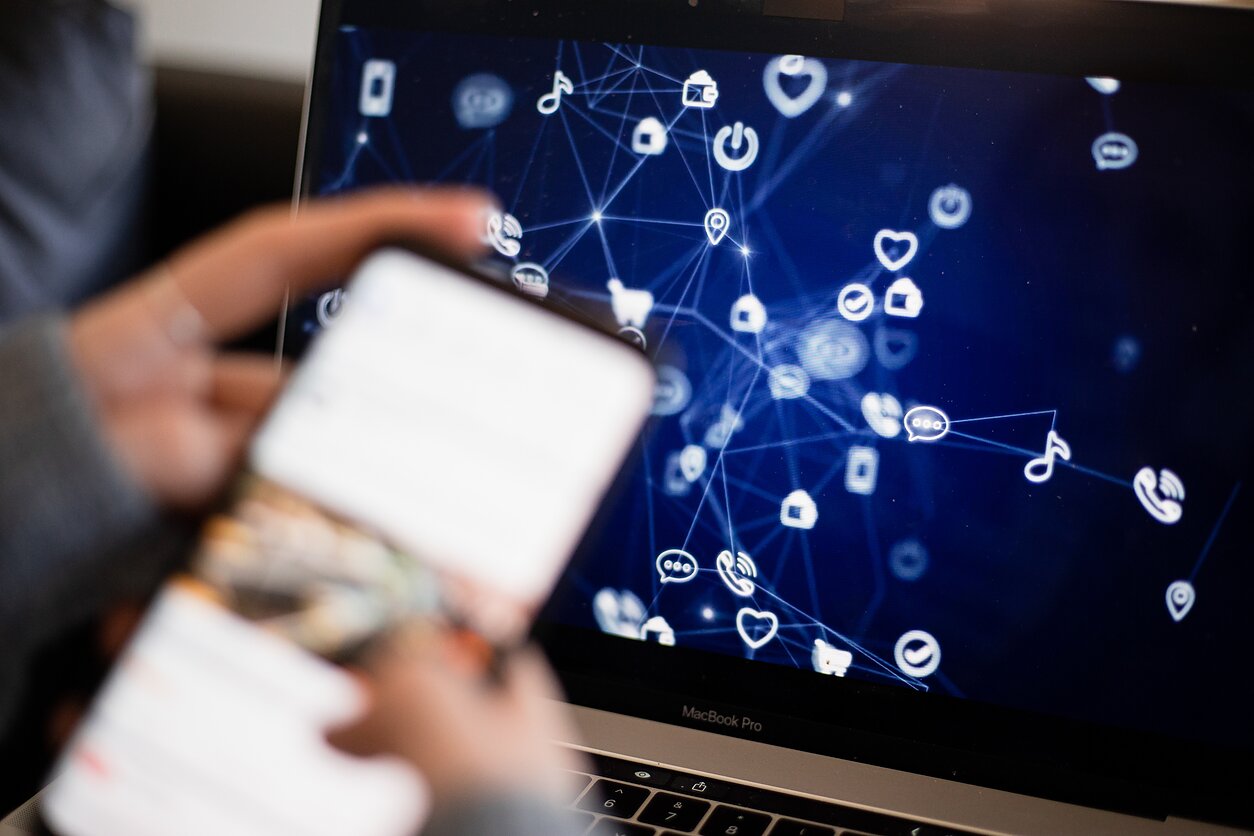 Internetas. Asociatyvi