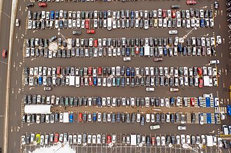 Prekybos centro „Akropolis“ stovėjimo aikštelė