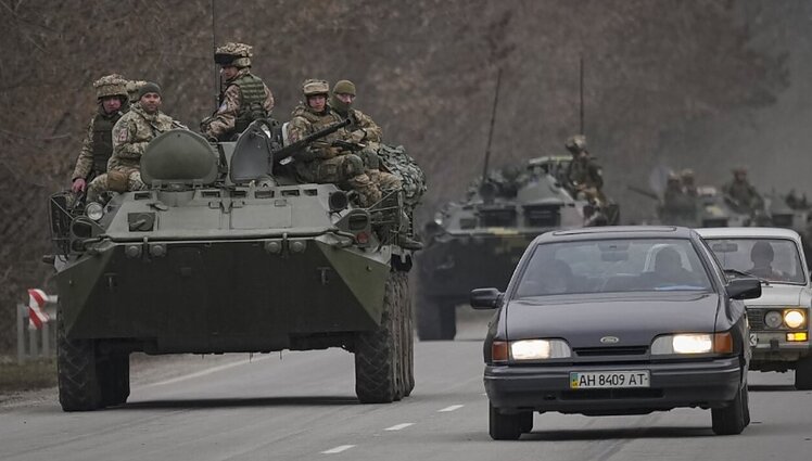 Žinios. Ukrainos pareigūnai teigia: tikimybė, kad Rusijos pajėgos šturmuos Kyjivą, šiuo metu maža