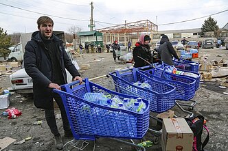 Karas Ukrainoje Karas Ukrainoje