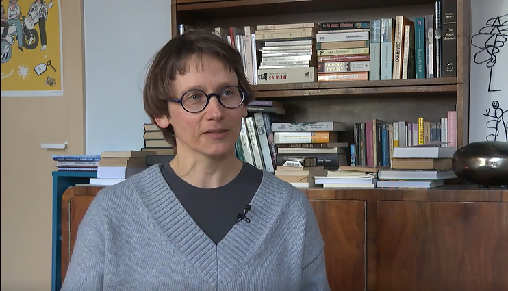 „Nukritę iš mėnulio“ knygą išleidusi Jurga Vilė: tai sapnas apie Oskarą Milašių