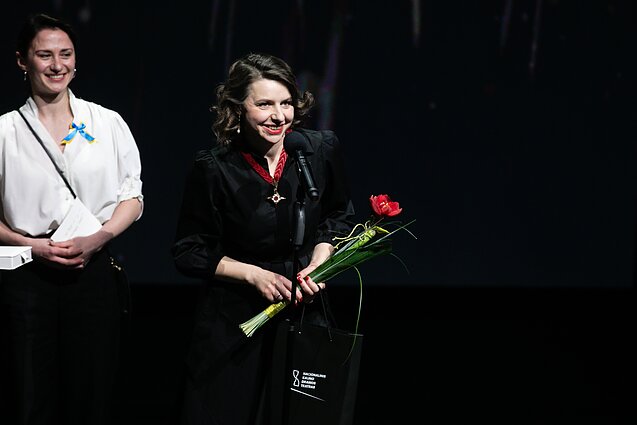 „Auksiniai scenos kryžiai“, 2022. Ilona Kvietkutė „Auksiniai scenos kryžiai“, 2022. Ilona Kvietkutė