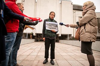 Protestas prie Vyriausybės dėl Rusijos karo Ukrainoje. Olegas Šurajevas Protestas prie Vyriausybės dėl Rusijos karo Ukrainoje. Olegas Šurajevas
