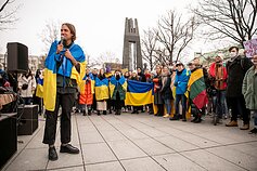 Protestas prie Vyriausybės dėl Rusijos karo Ukrainoje. Olegas Šurajevas Protestas prie Vyriausybės dėl Rusijos karo Ukrainoje. Olegas Šurajevas