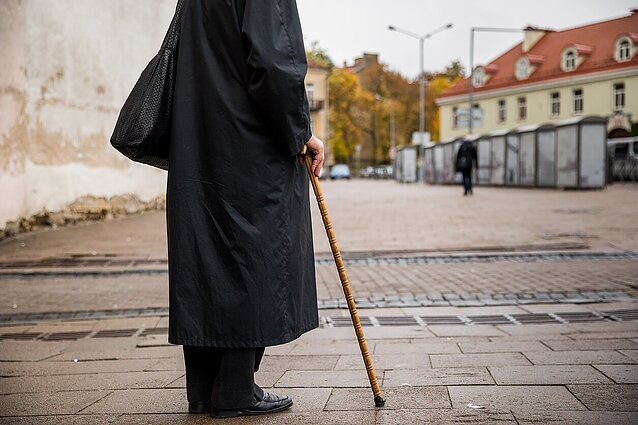 Senėjimo tyrimas atskleidė, kad vyresni lietuviai jaučia didesnį nepasitenkinimą gyvenimu, nei dauguma europiečių