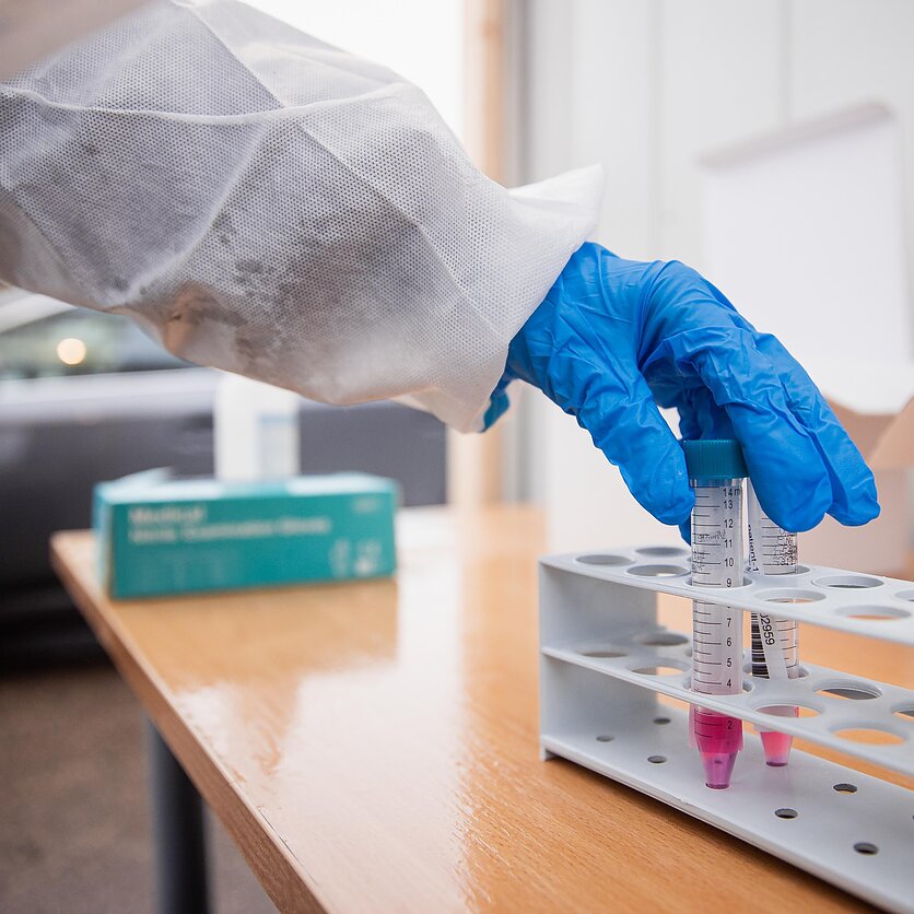 J. Stacevičiaus / LRT nuotr., COVID-19 testavimo punktas Vilniuje