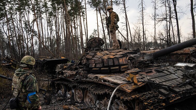 Atsargos pulkininkas: totalitarinės šalies žvalgyba susiduria su diktatorių nenoru girdėti blogas naujienas