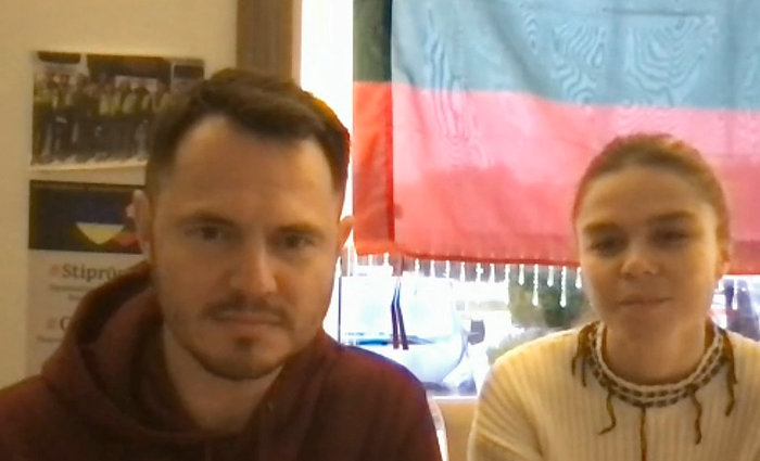 Lenkijos ir Ukrainos pasienyje savanoriaujantys Richardas ir Jovita: klausantis istorijų sunku sulaikyti ašaras