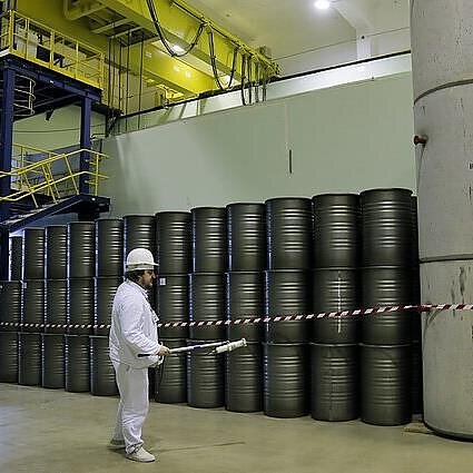 Новости на русском языке. Российские военные ушли с территории Чернобыльской АЭС