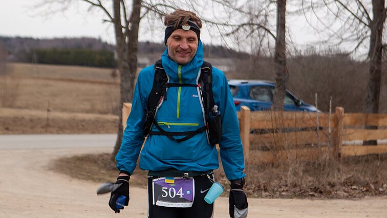 Antrą vietą 170 km ultramaratone užėmęs Ramūnas Grumbinas: vieni svaigsta baruose, kiti – kalnuose