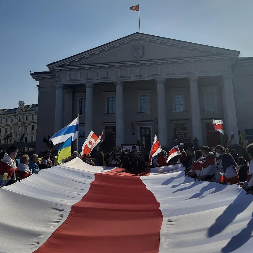 Santara. Праграма для беларусау. Звароты да беларусаў падчас Дню Волі і ратаванне ўкраінскіх уцекачоў