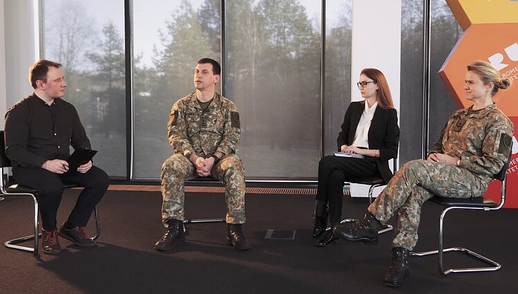 Diskusija „Ukrainos komunikacija karo metu“ I d. Ekspertai apie Putiną: tapęs viso pasaulio pajuokų objektų, lenda vis giliau į bunkerį