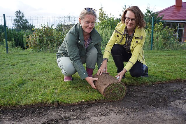Ruloninės vejos privalumai ir trūkumai