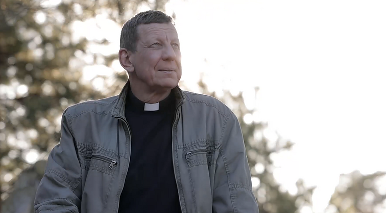 Kun. Valkauskas: Dievas perspėja, kviečia, rodo, bet nebaudžia – įspėja, kad griauname patys save