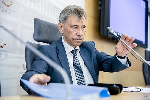 Dėl Jedinskio kreiptasi į VSD: tikina,kad gali kelti grėsmę, nes prieina prie visų Seimo duomenų