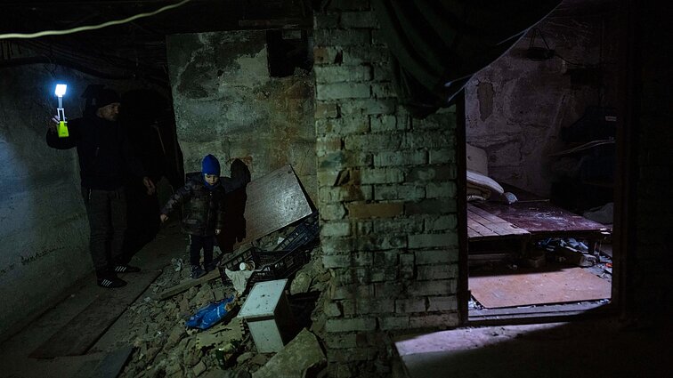 Panorama. Rusijos „cheminę ataką“ patvirtinusi Mariupolio valdžia mano, kad mieste žuvo virš 20 tūkst. žmonių
