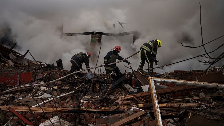 Dienos tema. Teisės profesorius sako, kad etninio valymo elementai turbūt irgi pradės ilgainiui ryškėti: Rusija spjauna į bet kokią teisę
