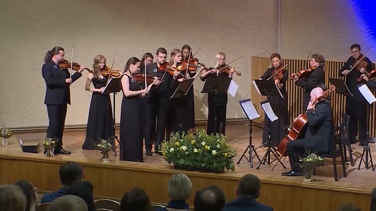 Lietuvoje koncertus rengia „Kyjivo solistai“: į tėvynę negalintys grįžti muzikantai rengia paramos turą