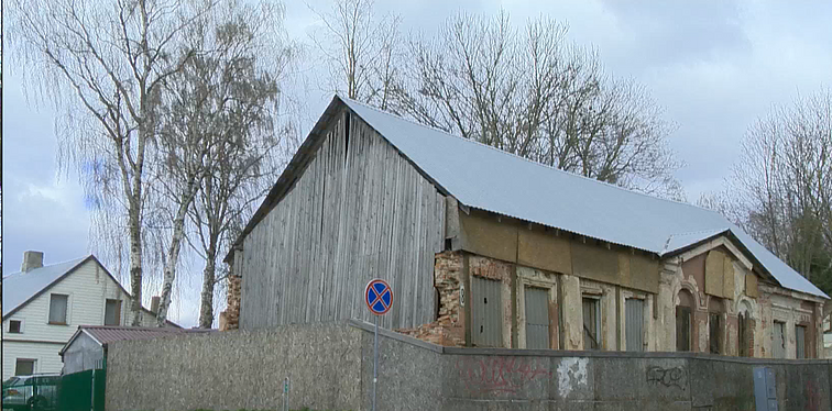 Pardavus namą, kuriame gyveno dailininkas Galdikas, kultūros bendruomenė piktinasi: valstybė pasielgė brutaliai