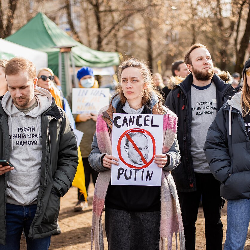 J. Stacevičiaus / LRT nuotr., Protestas „Laisvė šviečia“ prie Rusijos ambasados Vilniuje