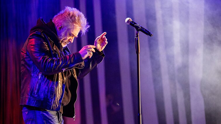 Po tylos prasidėjus karui sau grįžti prie muzikos liepęs Mamontovas: nei vienas negalime leisti Putinui sustabdyti mūsų gyvenimo