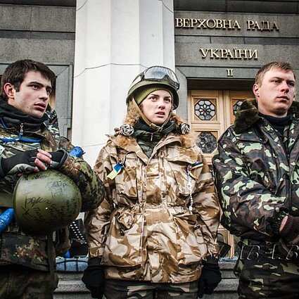 Santara. Передача на русском языке. Ореста Брит из украинского благотворительного фонда БОН: "волонтеры работают в самых горячих точках"