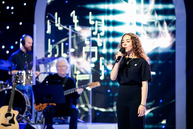 Dainų dainelė 2022. Viktorija Karaciejūtė – „Kaip trūksta man tavęs“