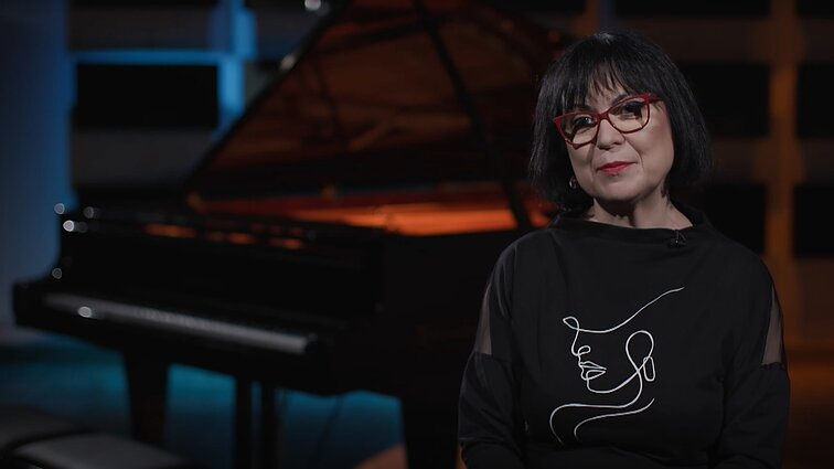3 minutės iki koncerto. Jūratė Katinaitė pristato koncertą pagal Mozarto „Requiem“ Veronos arenoje