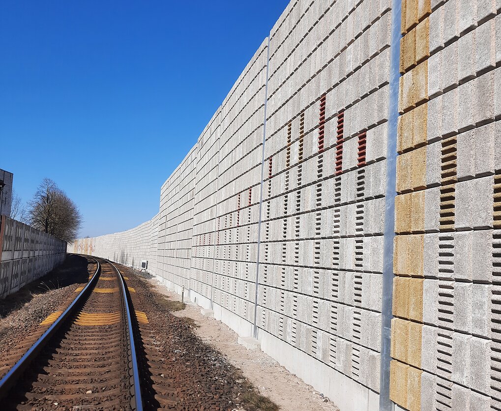Geležinkelio triukšmo slopinimo sienutės (asociatyvi nuotr.)