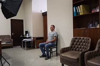 Daromos nuotraukos kariuomenės pažymėjimui.