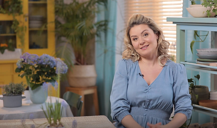 Beatos virtuvė. Pavasariškos salotos, avižinių sausainių receptas, arbūzai Lietuvoje bei pokalbis apie želdinių madas