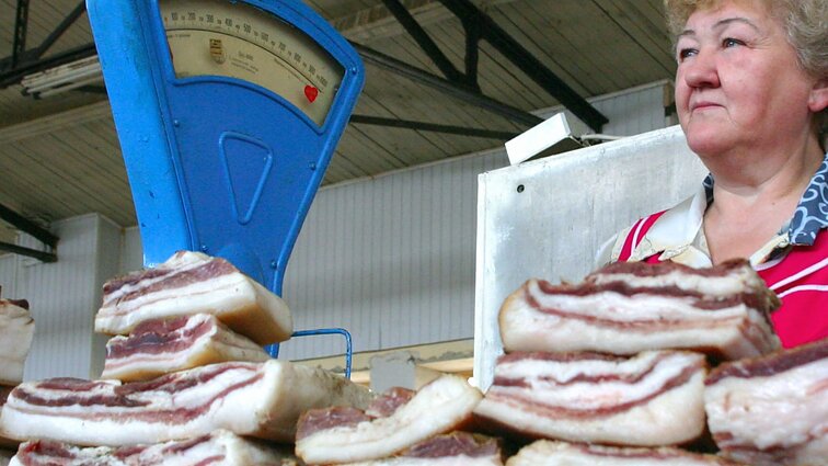 Dviračio žinios. Lukašenkos kulinariniai pomėgiai, aštuoniolikmečių diskriminacija bei papildomi laisvadieniai