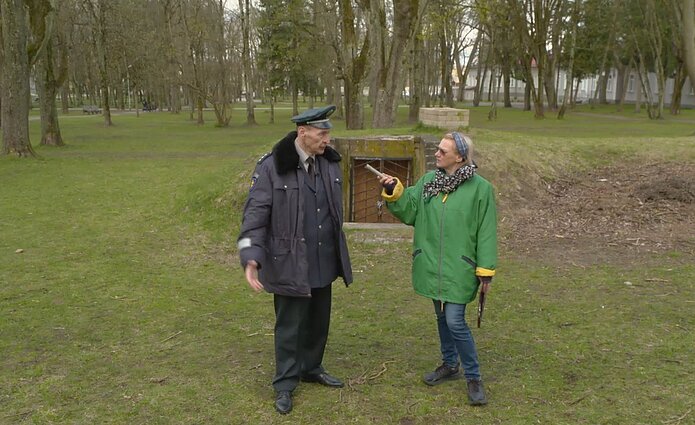 Dviračio žinios. Macrono perrinkimas, Rusijos priklausomybė nuo referendumų bei okupacinių paminklų marginimas