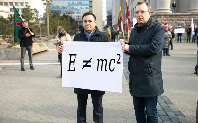 Dviračio žinios. Putino ir koronaviruso panašumai, naujasis Elono Musko pirkinys bei sumenkęs Petro Gražulio greitis