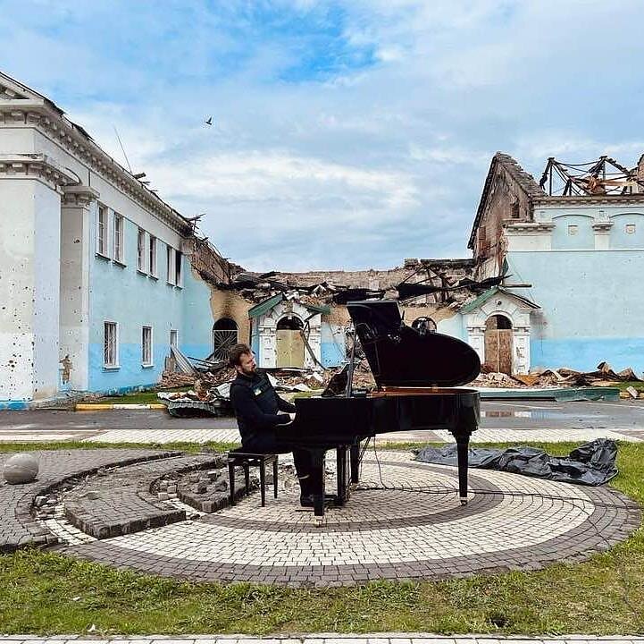  Margarita Steinberg nuotr., Pianistas Darius Mažintas koncertuoja Ukrainoje