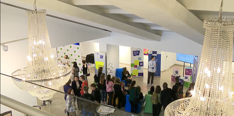 Vilniuje iškilmingai atidaryti Lietuvos ir Europos jaunimo metai: pagrindinis dėmesys – jaunimo politikai