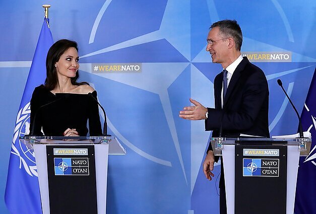 Panorama. Pareikšti paramą Ukrainai į Lvivą atvyko JT geros valios ambasadorė, aktorė Angelina Jolie