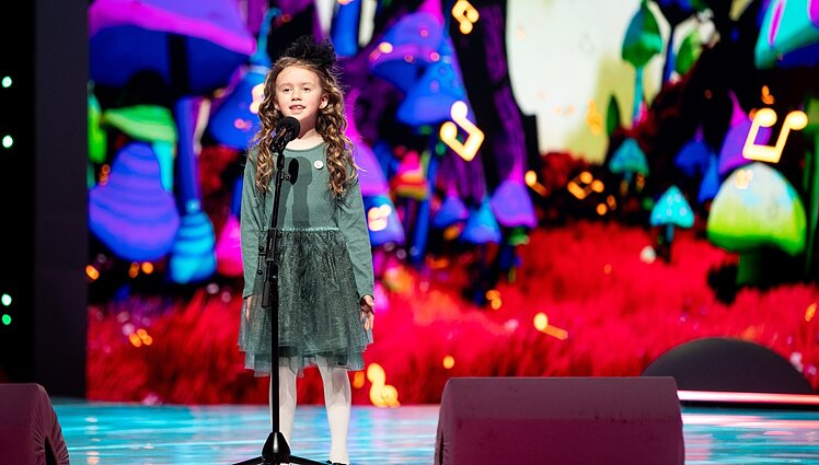 Dainų dainelė 2022. Austėja Petkūnaitė – „Nykštuko spalvos“