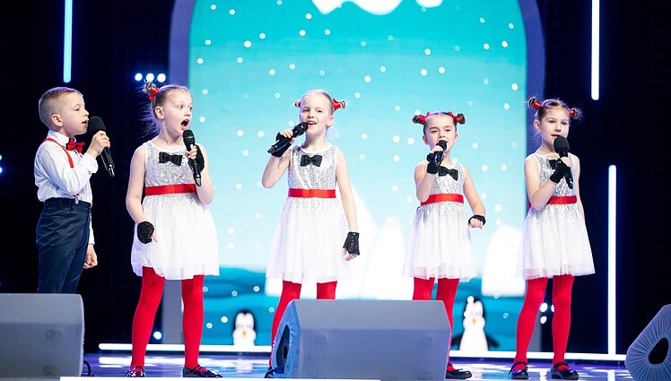 Dainų dainelė 2022. Mišrus ansamblis „Auksinė žuvelė“ – „Pingvinai“