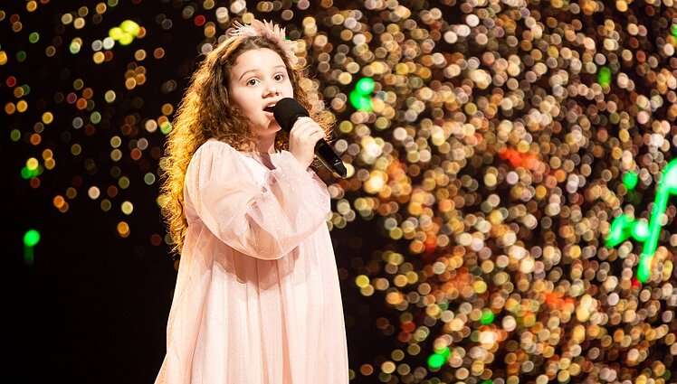 Dainų dainelė 2022. Mėta Kazarjan – „Mano diena“