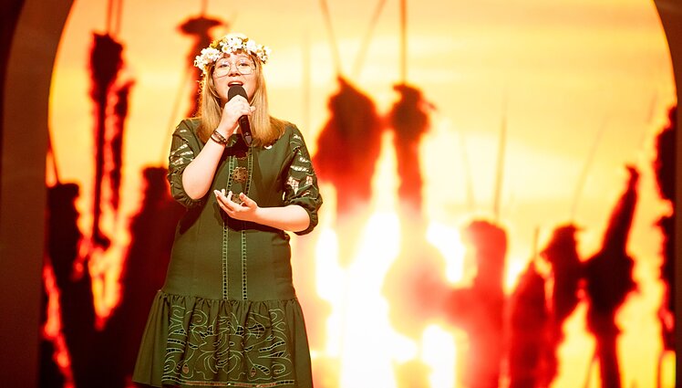 Dainų dainelė 2022. Ugnė Kažemėkaitytė – „Teka, teka šviesi saulė“