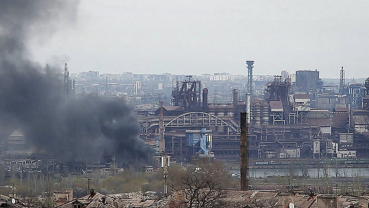 Žinios. Iš „Azovstal“ gamyklos penktadienį evakuota dar 50 žmonių, šiandien – dar vienas gelbėjimo etapas